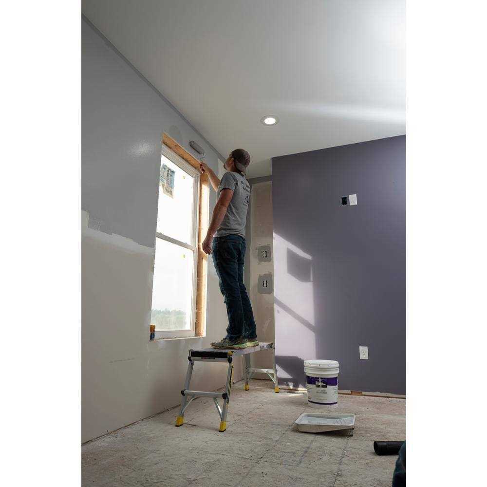 Gorilla Ladders 47.25 in. x 12 in. x 20 in. Aluminum Slim-Fold Work Platform - Image 4