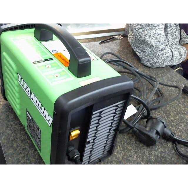 Titanium Stick 225 Inverter Welder with Electrode Holder - Image 5
