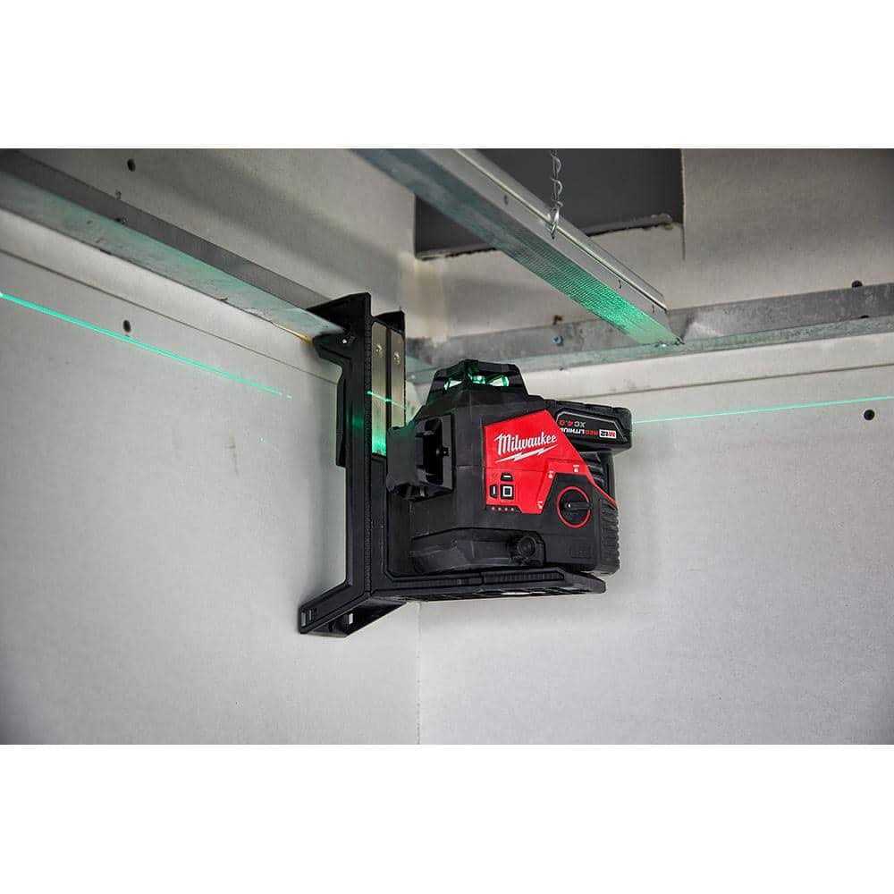 Milwaukee M12 Green 3 Plane Laser Kit 3632-21 - Image 5