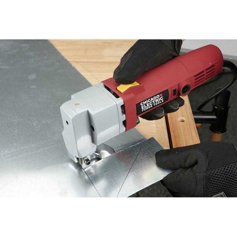 Chicago Electric Power Tools 3.5 Amp - Image 3