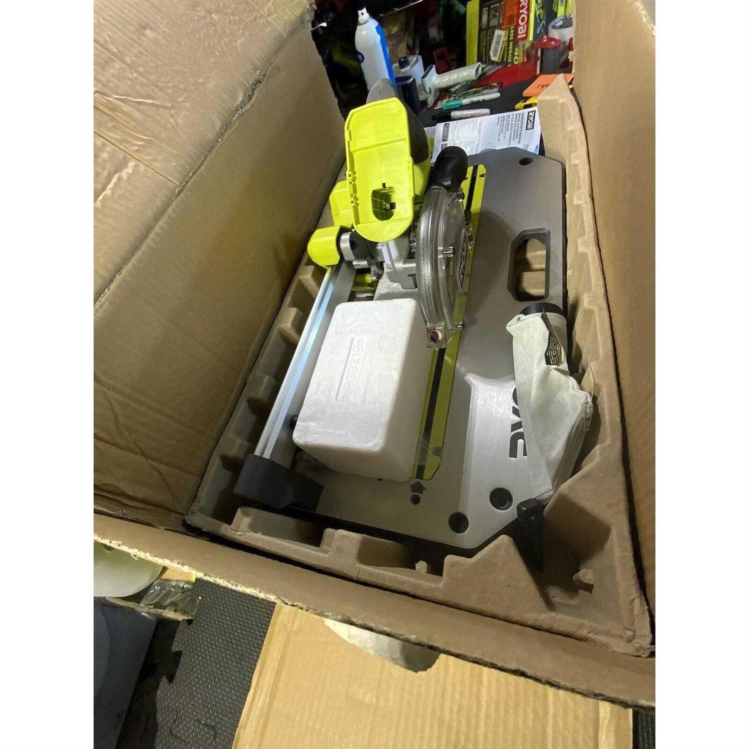 Ryobi ONE+ 18V 5-1/2 in. Flooring Saw with Blade - Image 3
