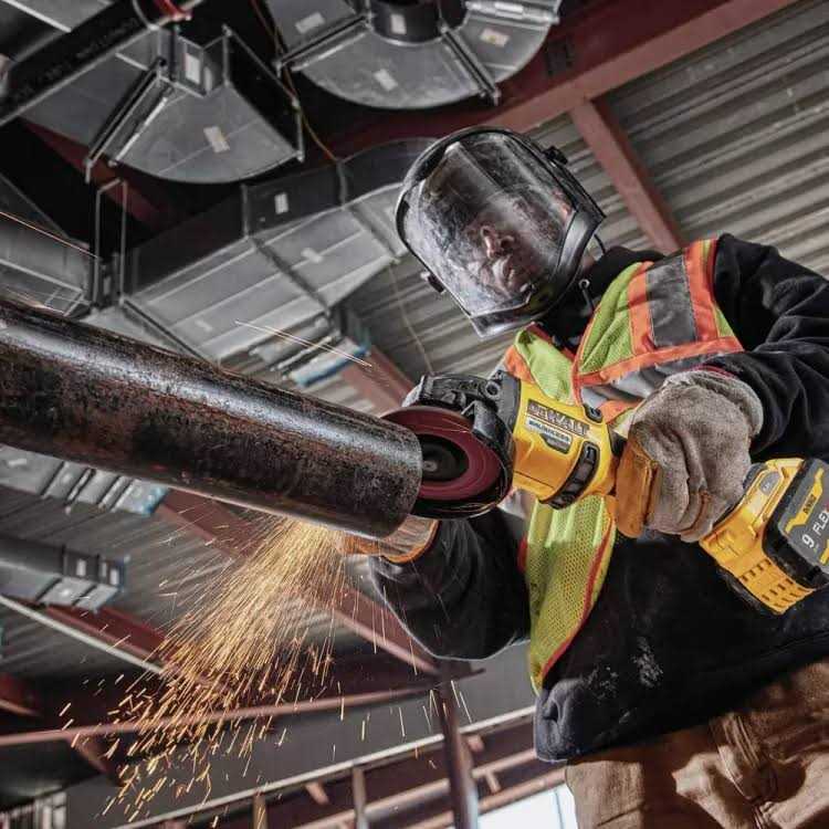 DeWalt DCG418B 60V MAX FLEXVOLT Brushless 4-1/2 - Image 3