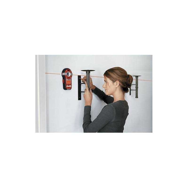 BLACK+DECKER Bullseye Auto-Leveling Laser with Stud Sensor BDL190S - Image 5