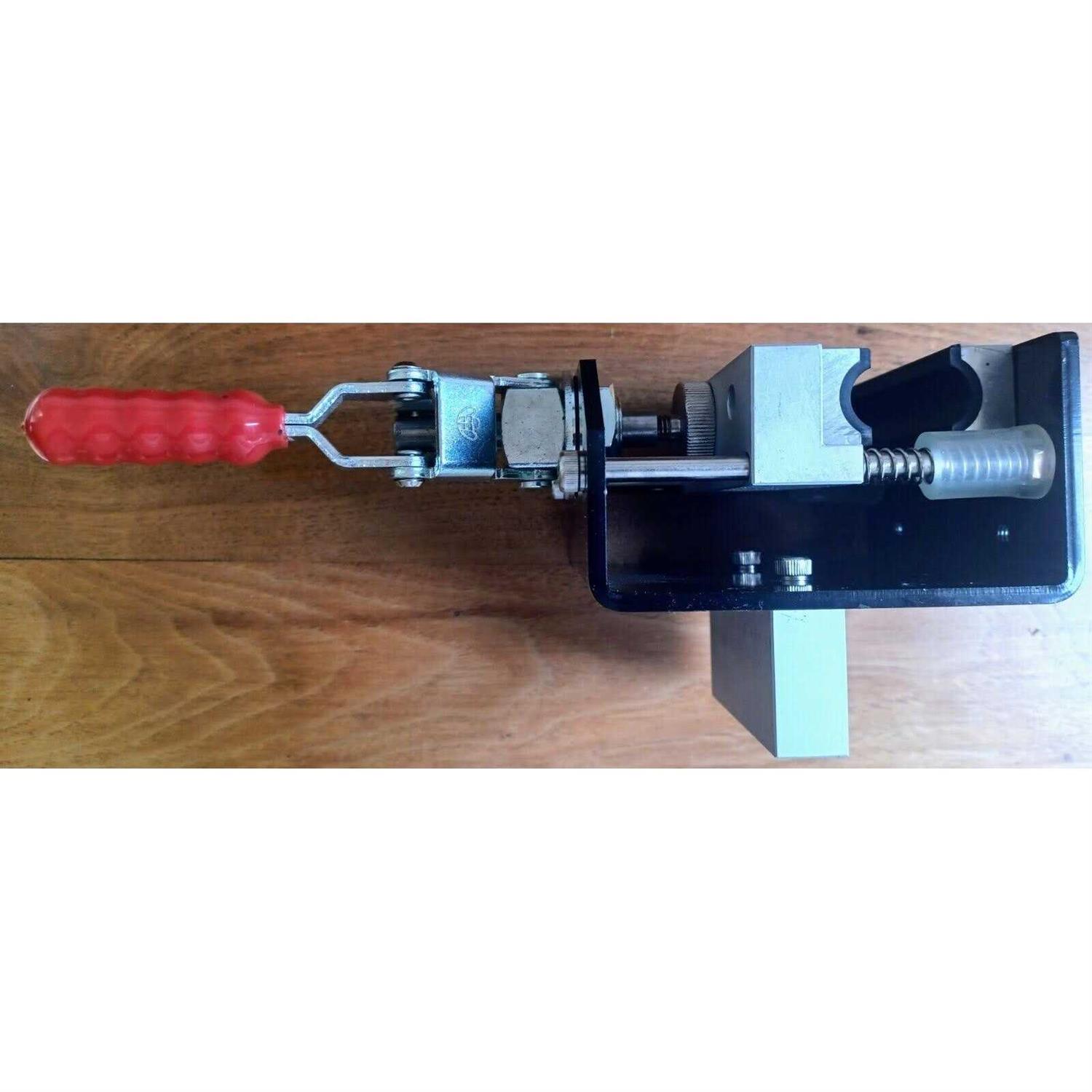 GolfWorks Quick Shaft Clamp Golf Club Regrip Vise Tool - Image 4