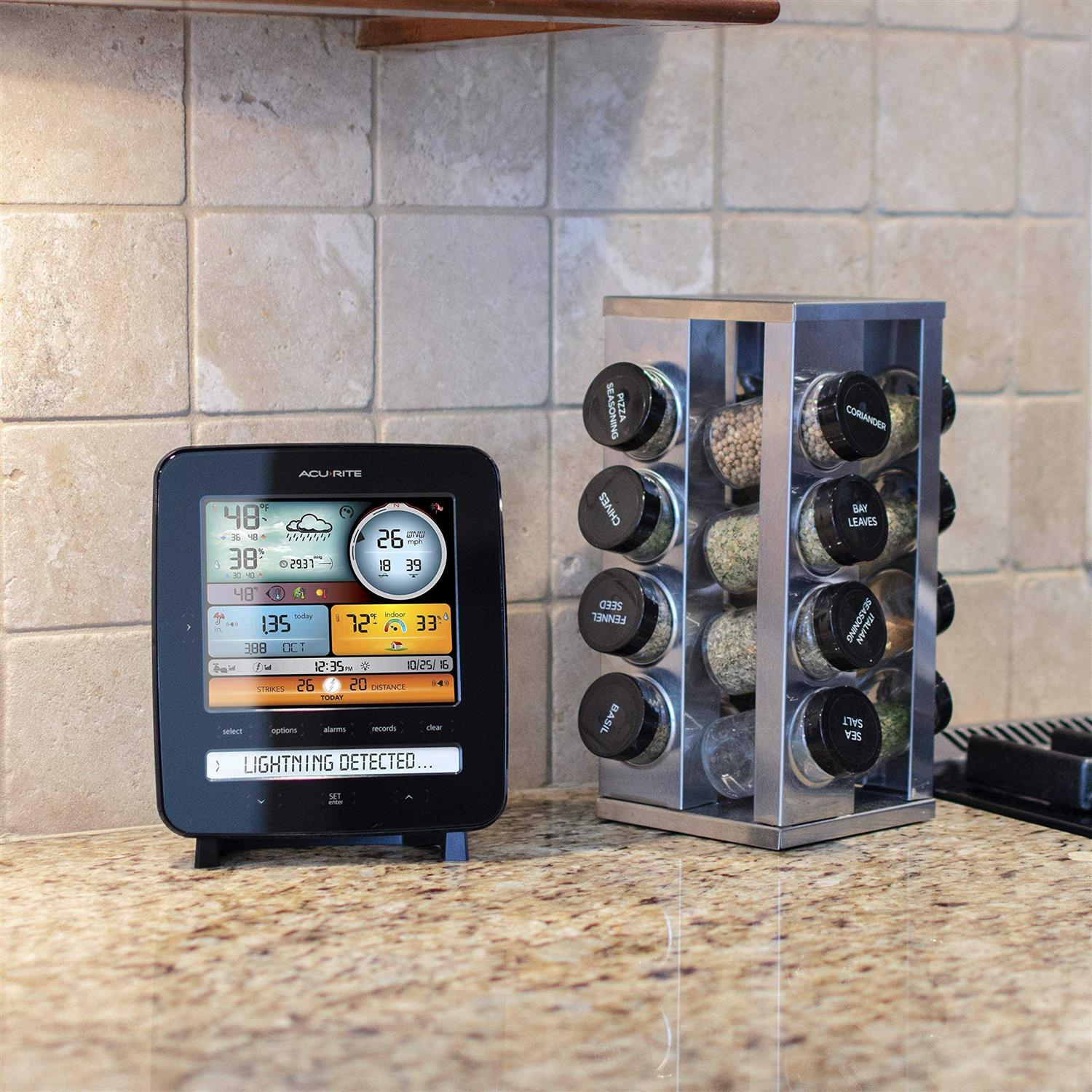 AcuRite 5-in-1 Weather Station with Lightning Detection - Image 4