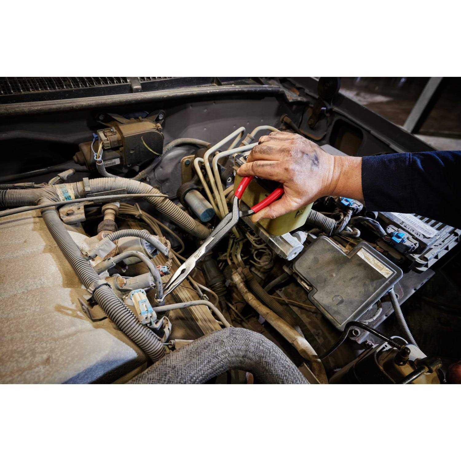 Milwaukee 48-22-6563 Long Reach Hose Grip Pliers Set - Image 4