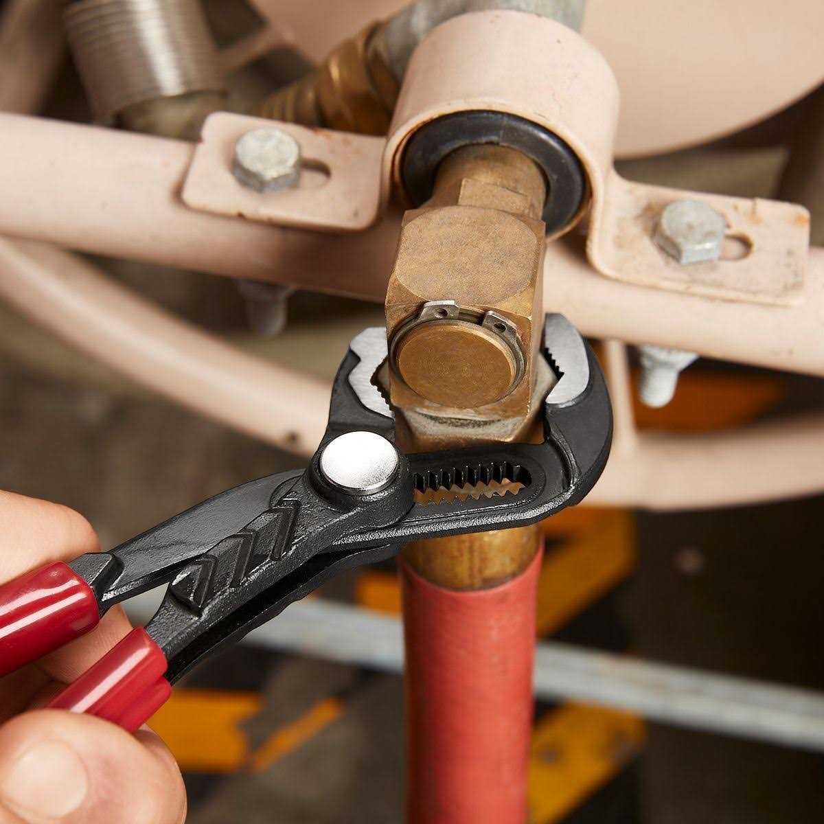 Doyle Fast Adjust Water Pump Pliers - Image 5
