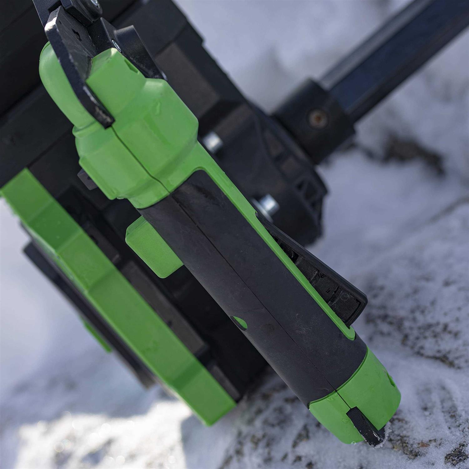 ION Alpha Plus Poly Ice Auger - Image 3