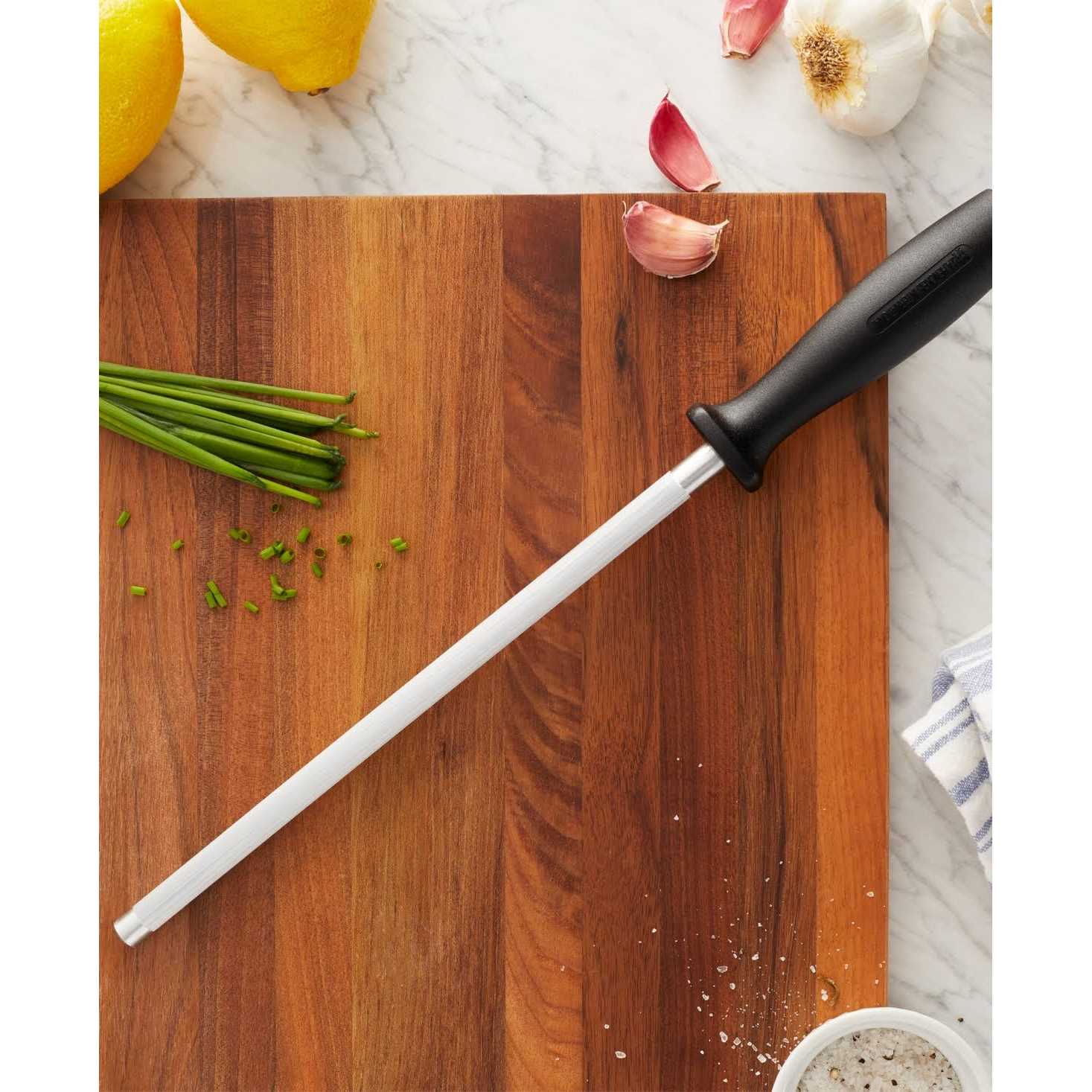 Henckels Fine Edge Pro Sharpening Steel - Image 4