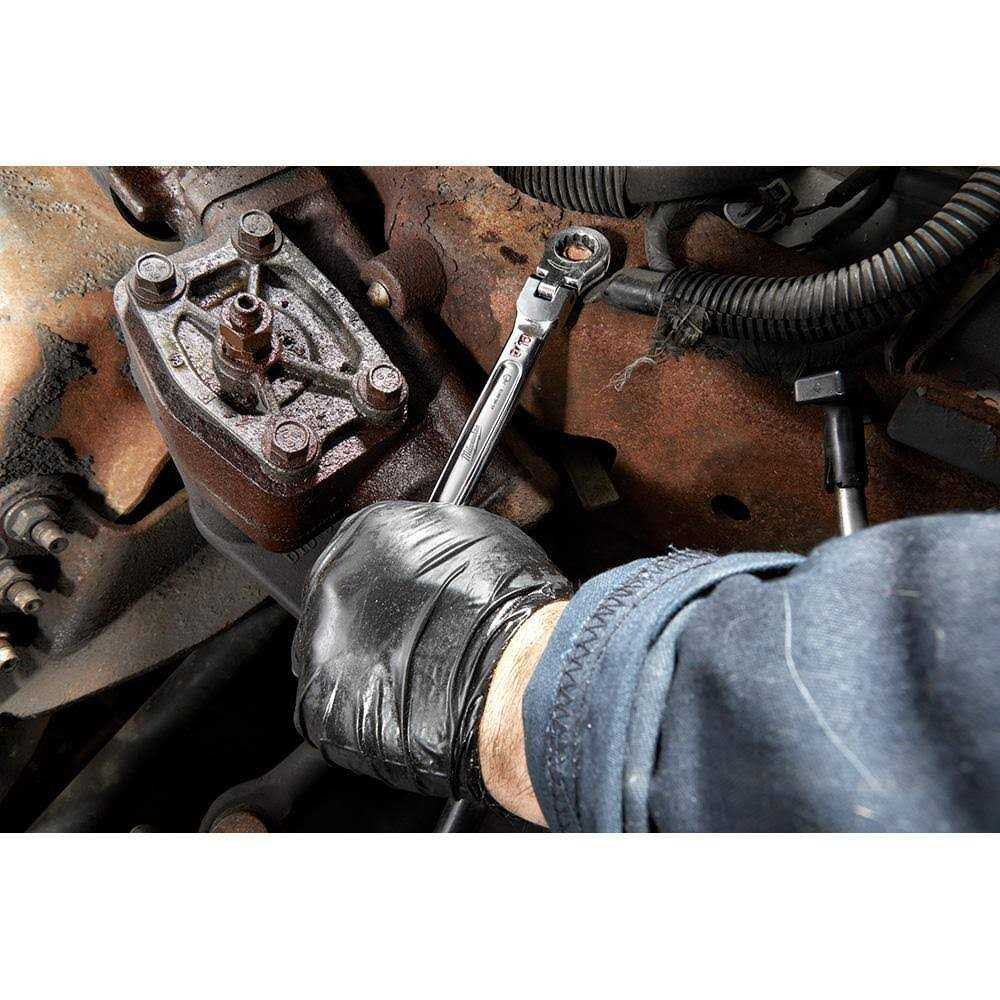 Milwaukee 144-Position Flex-Head Ratcheting Combination Wrench Set SAE and Set - Image 4
