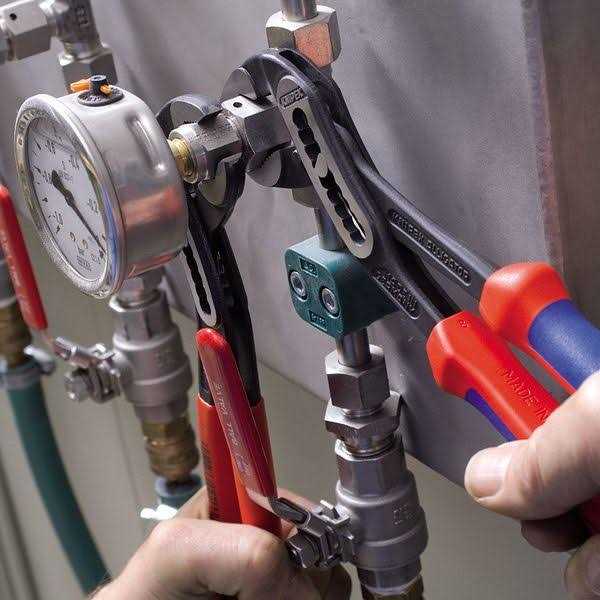 Knipex Alligator Pliers 88 02 250 SBA - Image 4