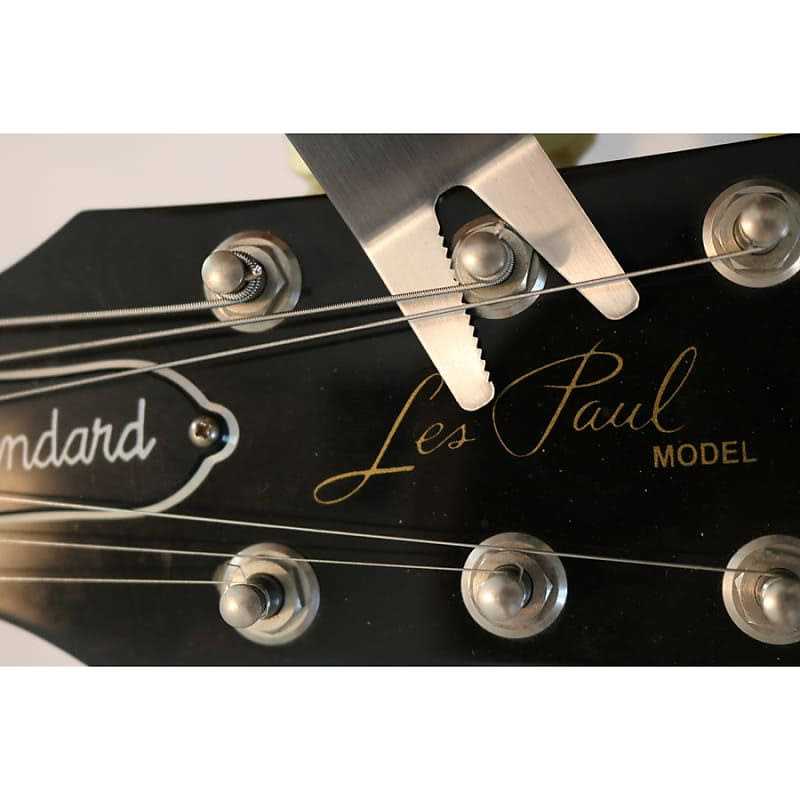 Music Nomad Premium Spanner Wrench with Microfiber Suede Backing - Image 4