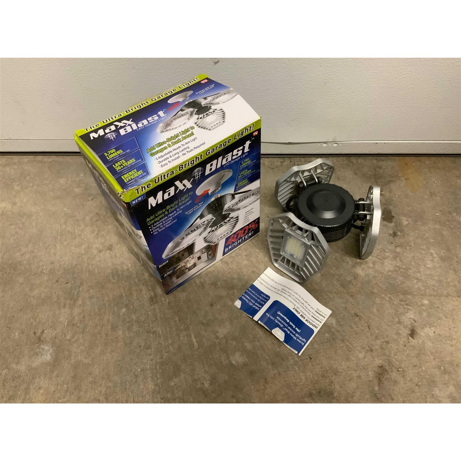 Maxx Blast LED Garage Light - Image 5