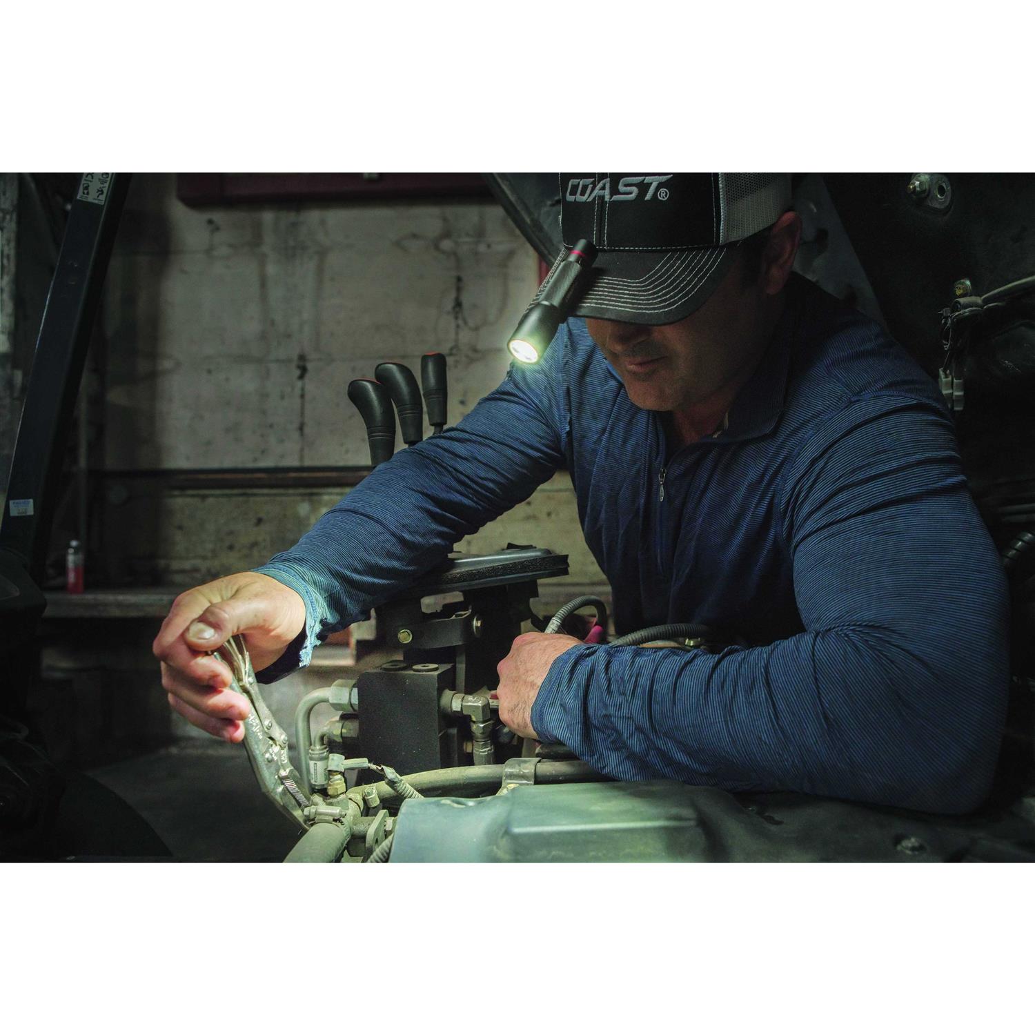 Coast HX5 LED Focusing Flashlight - Image 3