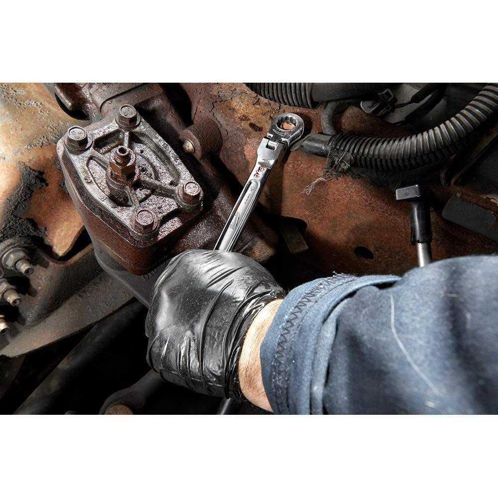 Milwaukee Combination Wrench Flex Head Ratcheting 45-96 - Image 4