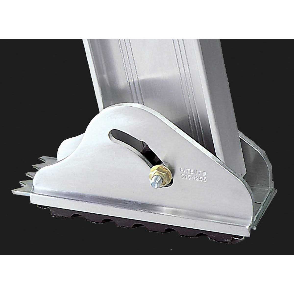 Werner 12 ft. Aluminum Straight Ladder D1512-1 - Image 4