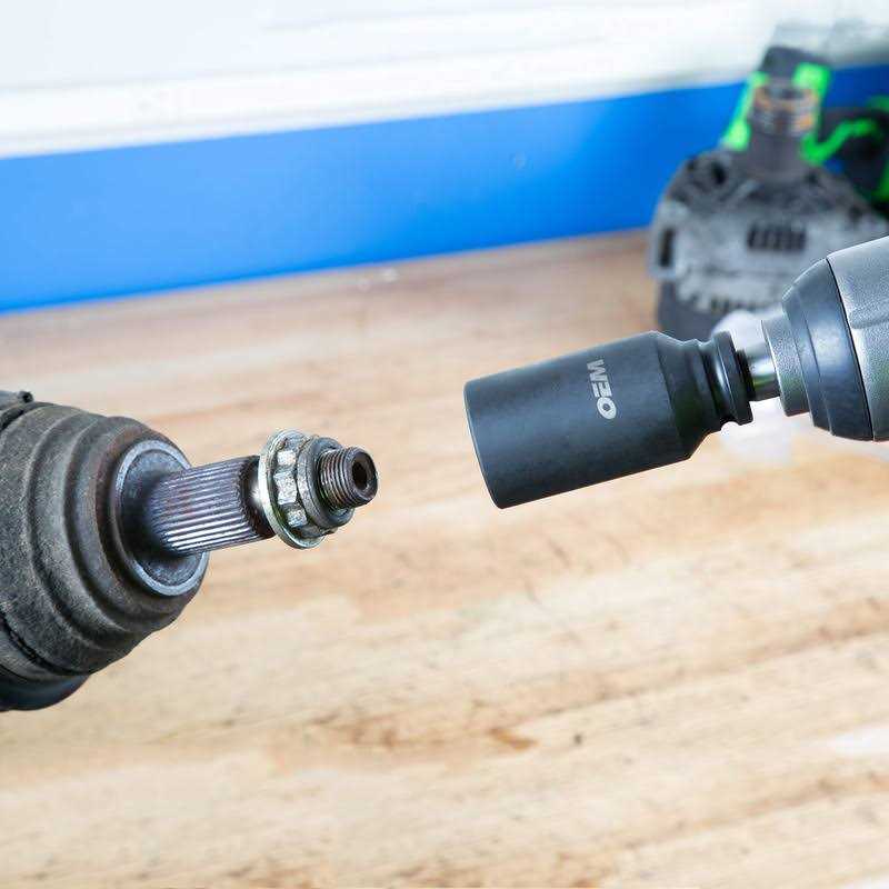 OEMTOOLS 27326 12 Pt. Axle Nut Socket 33 mm - Image 2