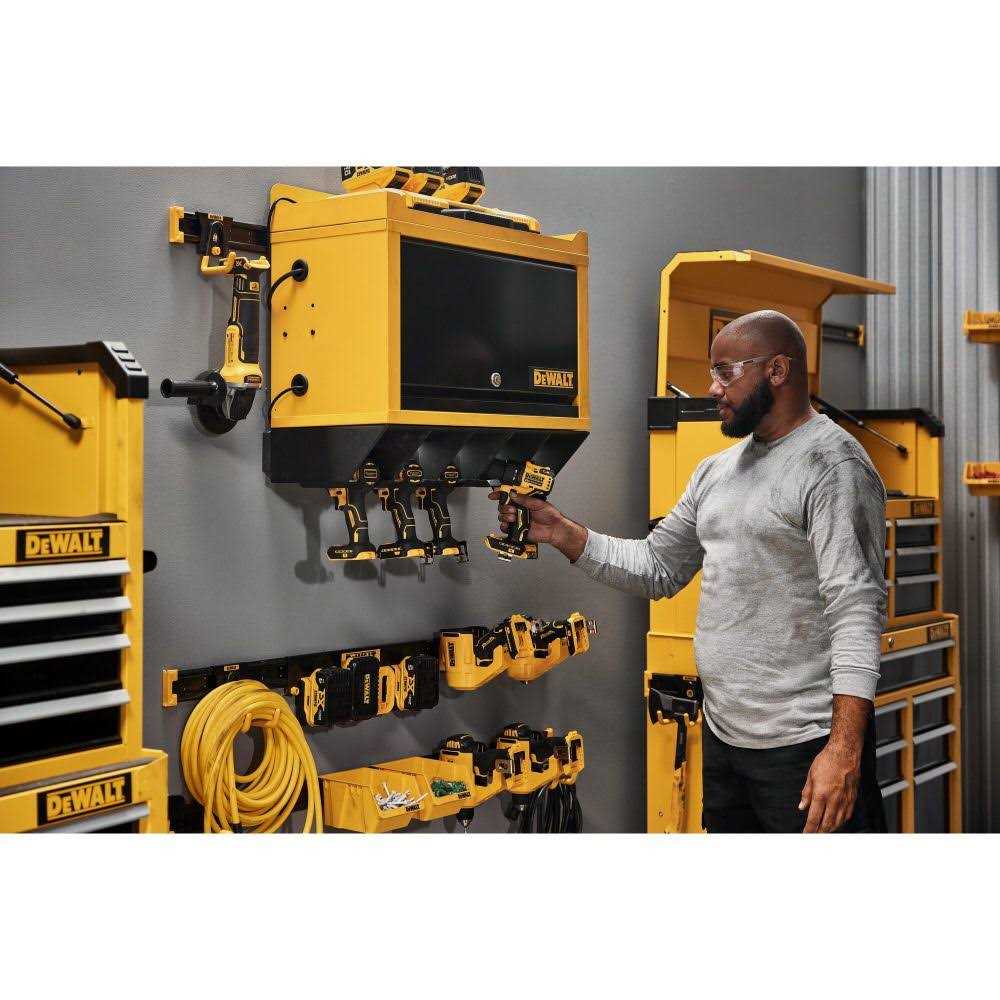 DeWalt Battery Rail DWST82819 - Image 5