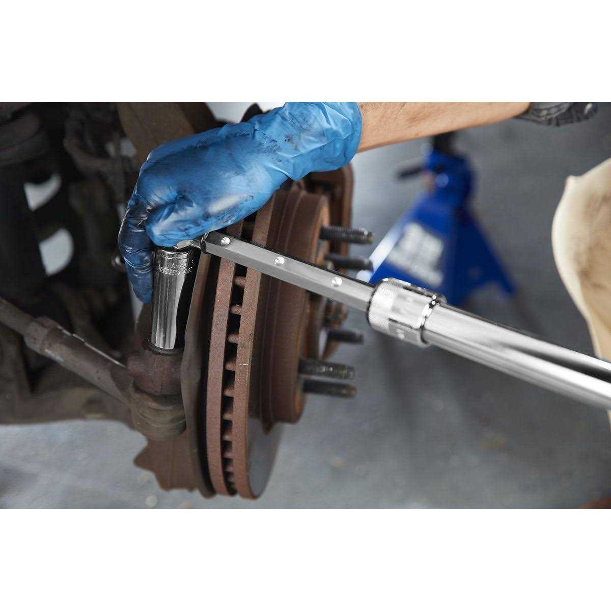 Quinn 1/2 in. Drive Extendable Breaker Bar 58627 - Image 3