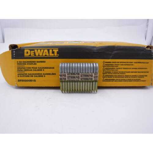 DeWalt 9 GA Galvanized Barbed Fencing Staples DFS9200B1G - Image 3