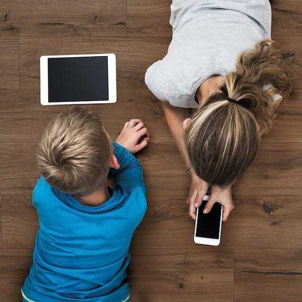 Lifeproof 7.6 in. W x 50.6 in. L Waterproof Hybrid Resilient Flooring - Image 5