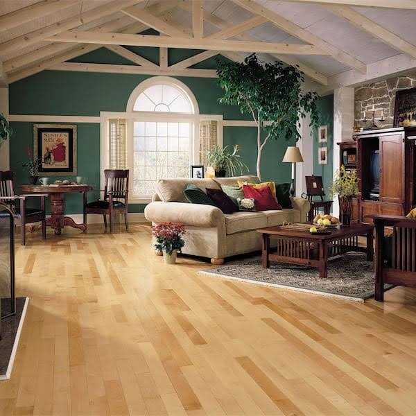 Bruce Natural Maple 3/4 in. Thick x 2-1/4 in. Wide x Varying Length Solid Hardwood Flooring - Image 4