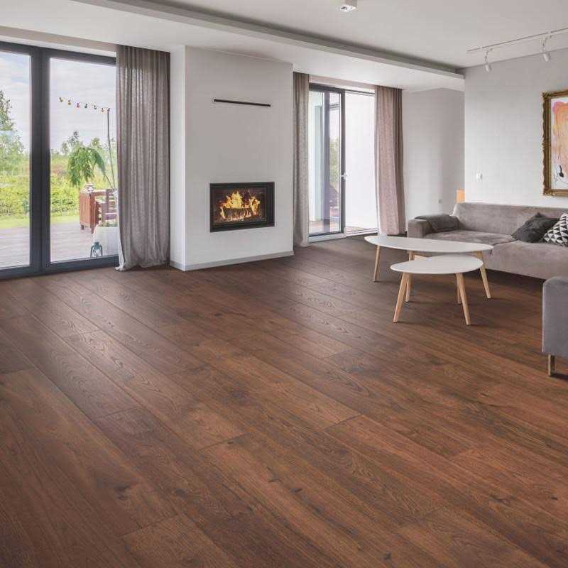 Mohawk Elderwood Oak Laminate Flooring - Image 4