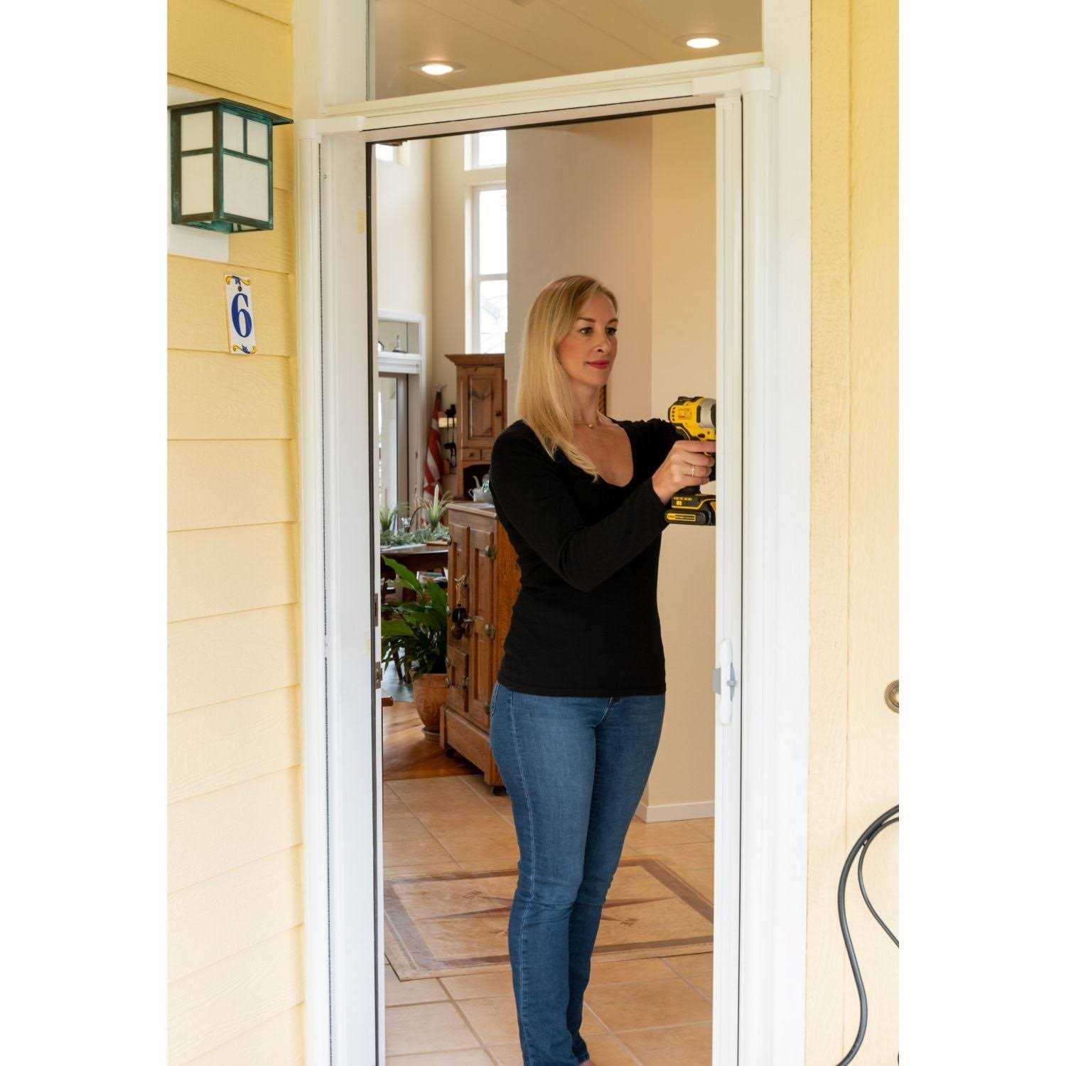 Cool Single Retractable Door Screen-White - Image 3