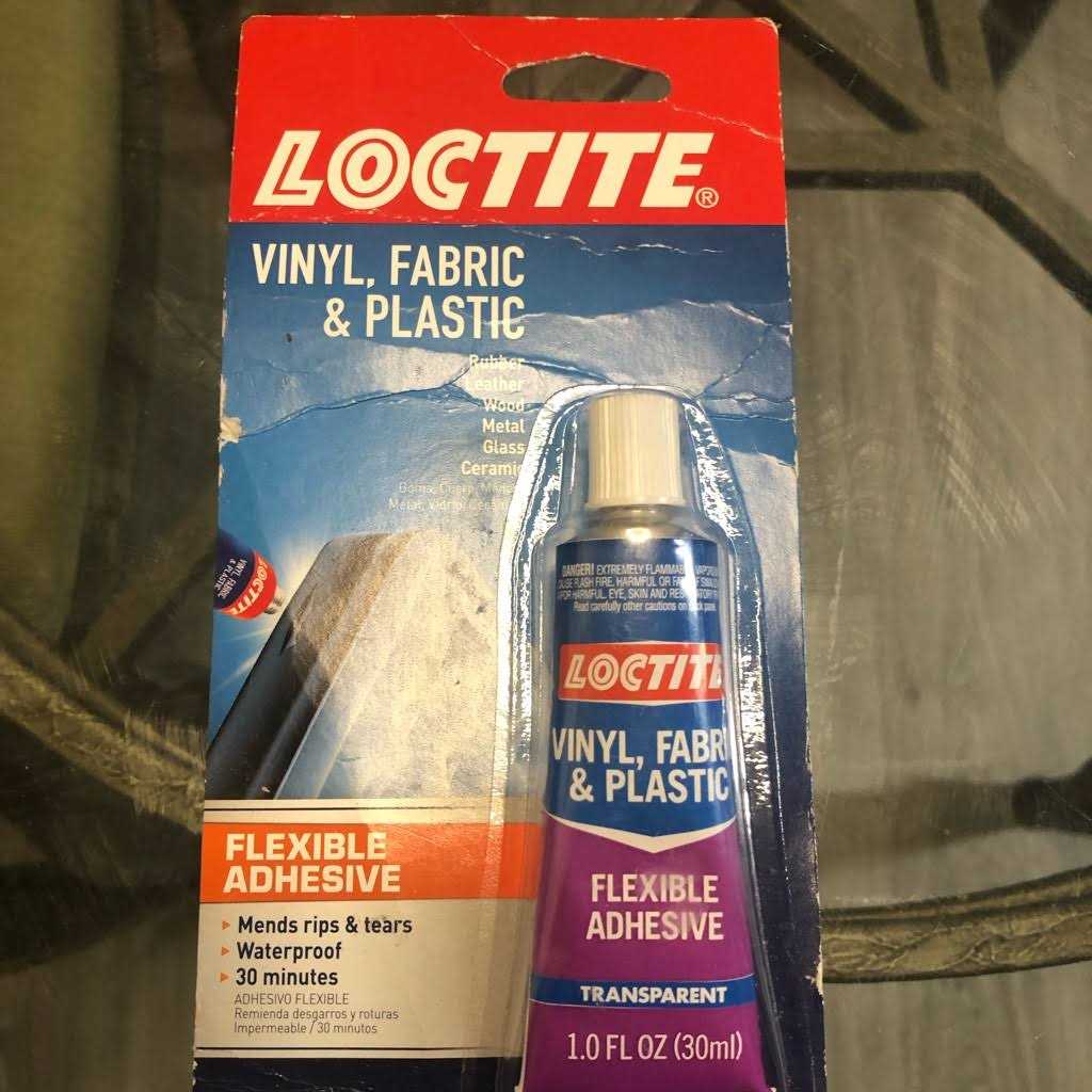 Loctite Vinyl Fabric & Plastic Repair Flexible Adhesive - Image 4