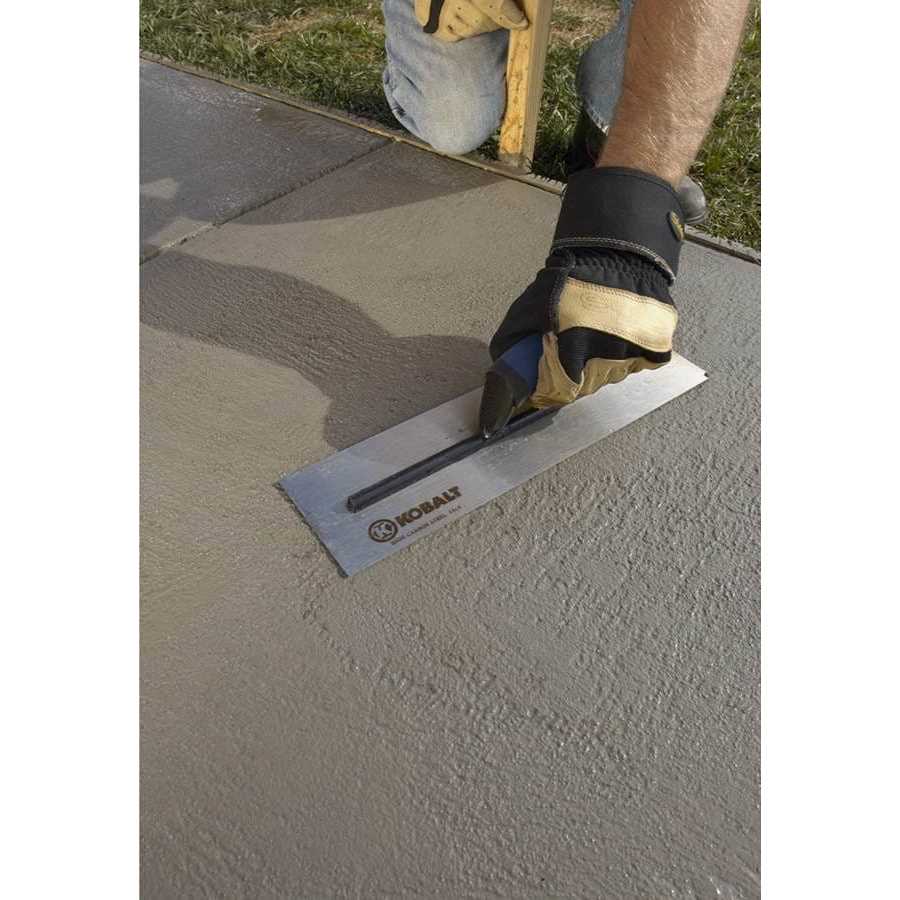 Quikrete ProFinish 5000 80-lb High Strength Concrete Mix - Image 3