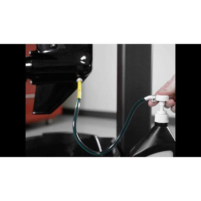 Mercury Marine High Performance Gear Lube Oil - Image 4