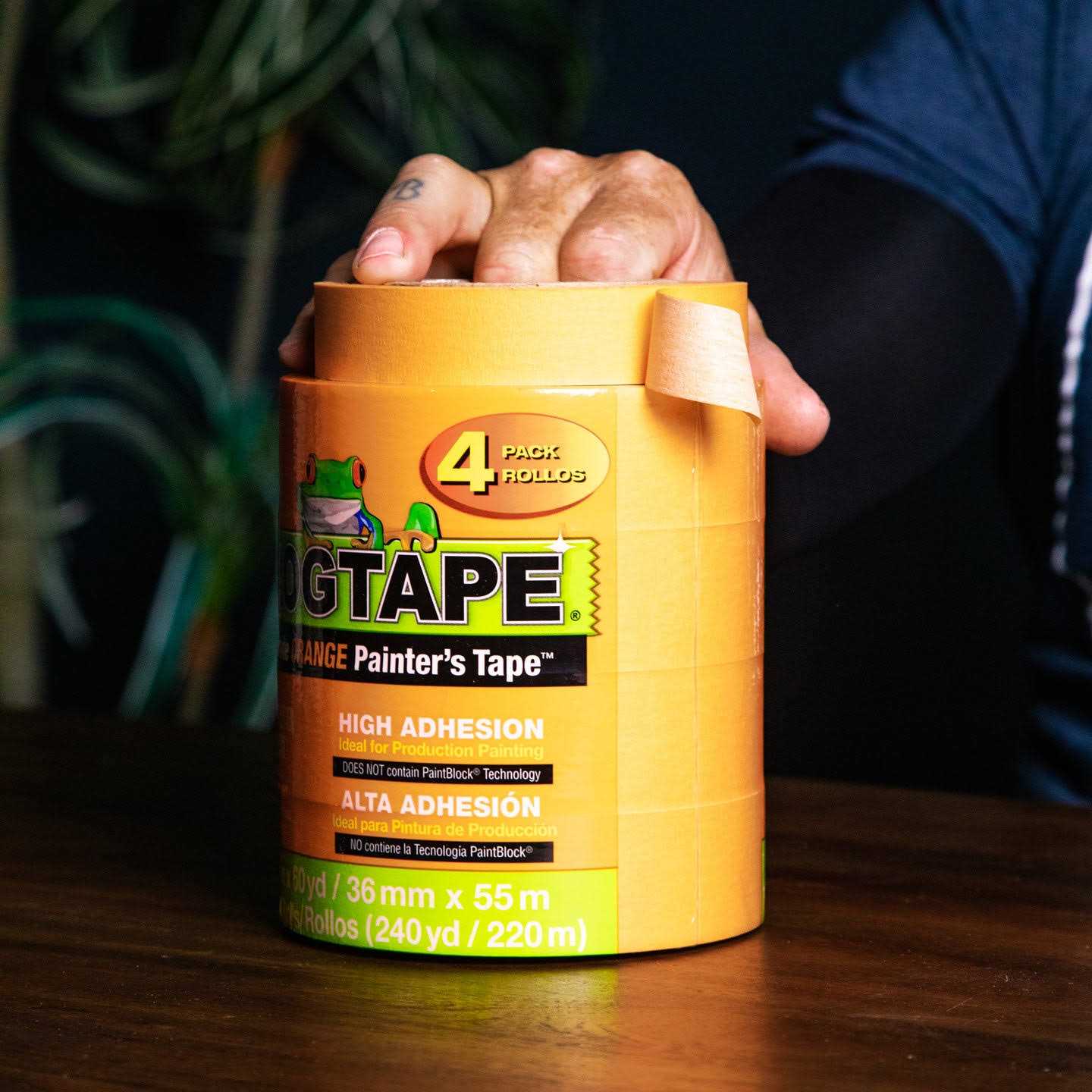 FrogTape Pro Grade Orange 1.41 in. x 60 yd. Painters Tape - Image 2