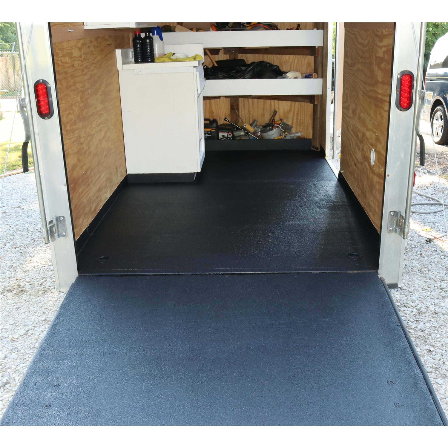 Trailer Floor Coating Protects Trailer Floors, Ramps and Walls Includes 1 Foam Cover - Image 5