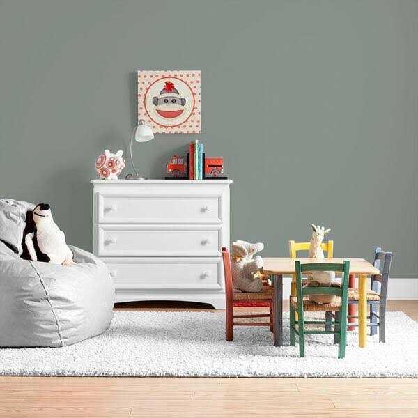 PPG UltraLast Gray Heron PPG1033-5 Paint and Primer_UL - Image 2