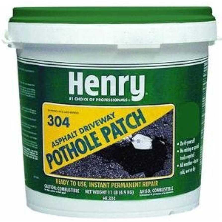 Henry Blacktop Pothole Patch HE304044 - Image 2
