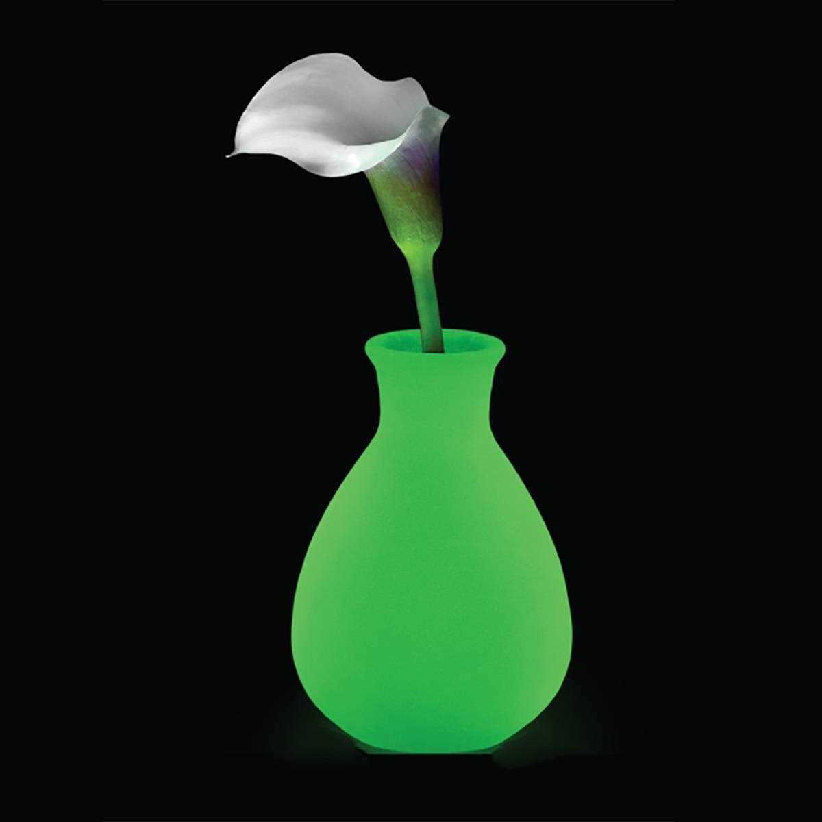Rust-Oleum Imagine Glow-in-the-Dark Spray Paint Green - Image 3