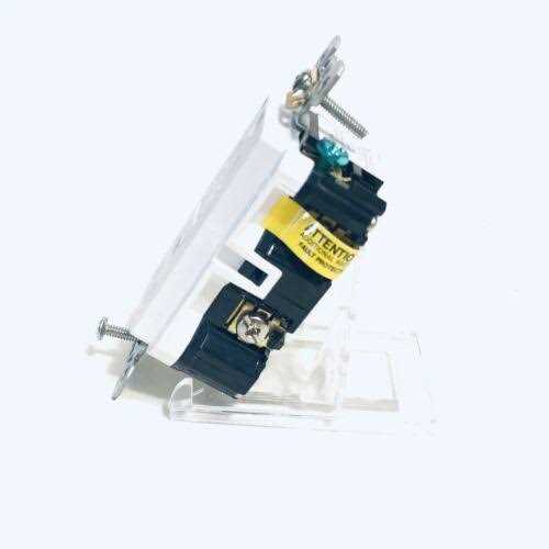 Leviton 20-Amp GFCI Outlet R92-GFTR2-0KW - Image 5