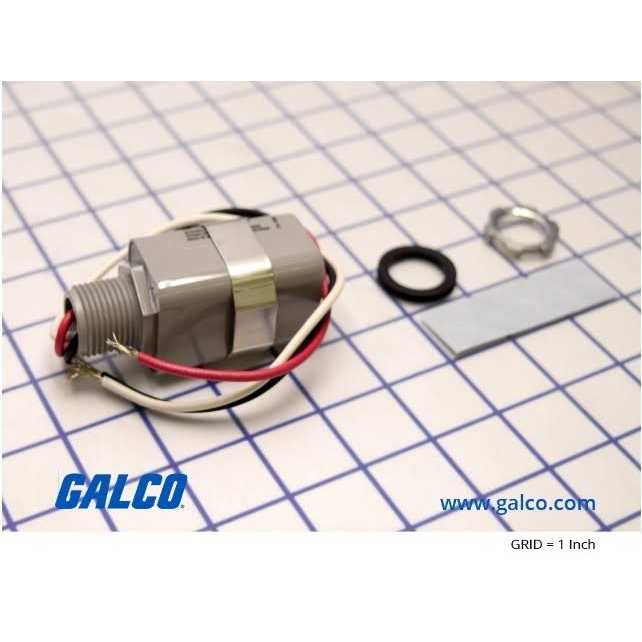 Intermatic EK4136S NightFox Stem Mount Electronic Photocontrol - Image 2
