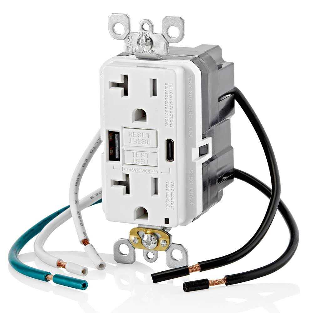 Leviton GUAC2-W 20A SmartlockPro Self-Test GFCI Combination 24W Type A/C USB In-Wall Charger Outlet - Image 3