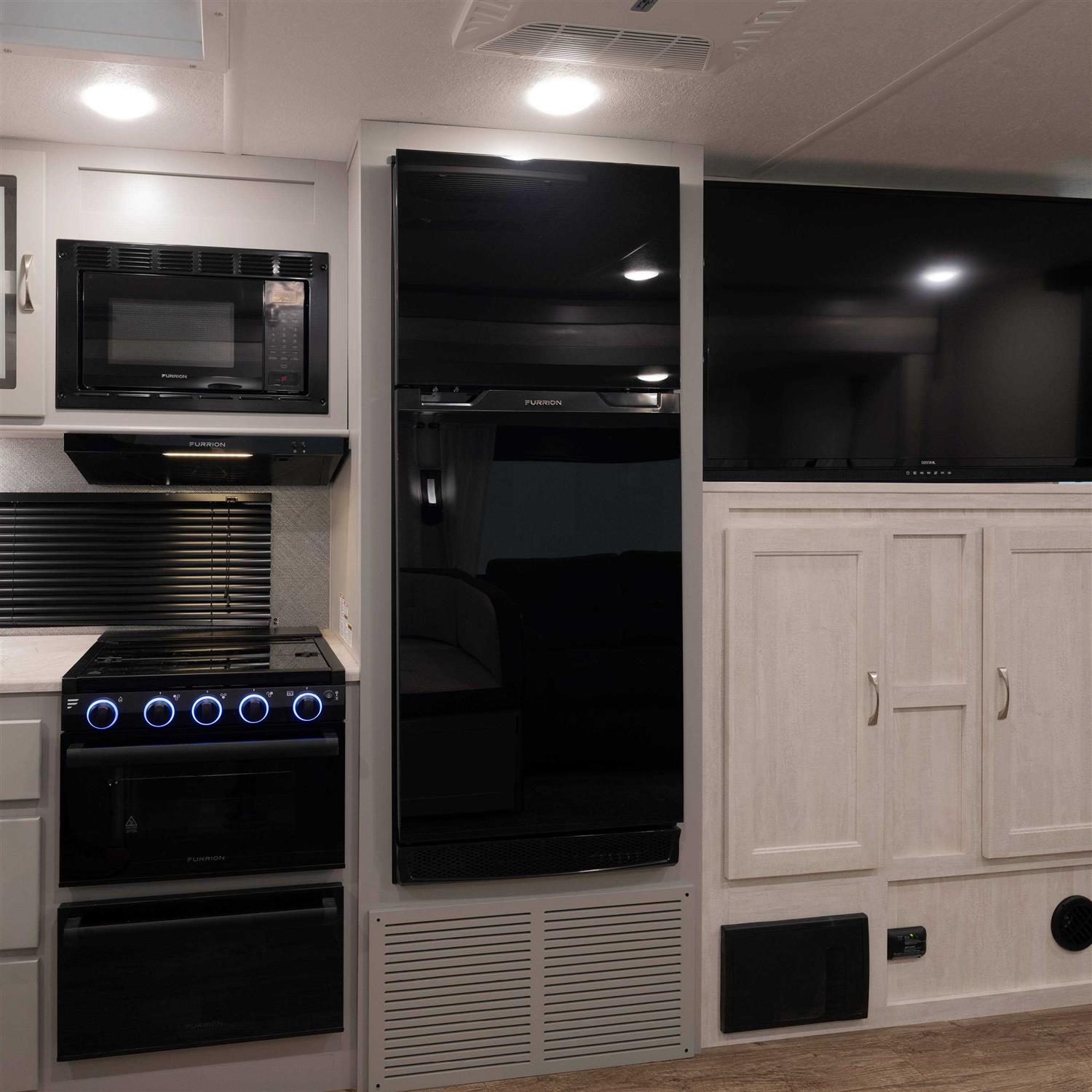 Furrion 30A 125V Marine Power Smart Inlet - Image 5