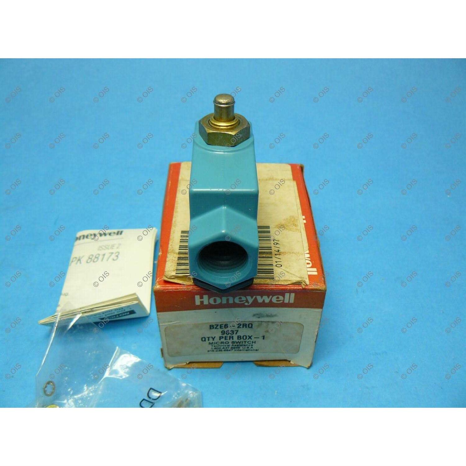 Honeywell BZE6-2RQ Enclosed Limit Switch - Image 3