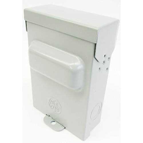 GE Fusible 30 amps AC Disconnect TF30RCP - Image 4