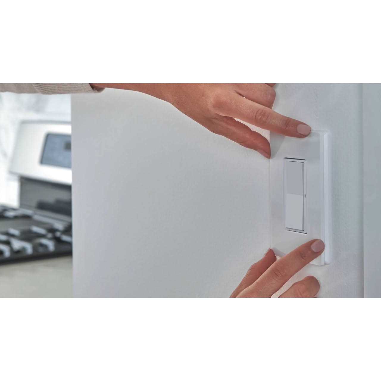 Lutron CW-2-SS Claro 2-Gang Wallplate - Image 5