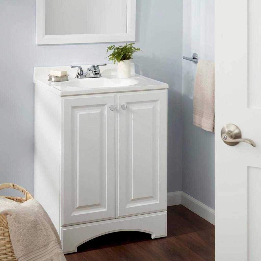 Glacier Bay Constructor 4 in Centerset 2 Handle Mid Arc Bathroom Faucet Chrome - Image 4