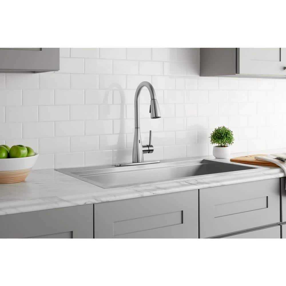 Glacier Bay Vazon Touchless Single-Handle Pull-Down Sprayer Kitchen Faucet with TurboSpray in Matte Gold - Image 4